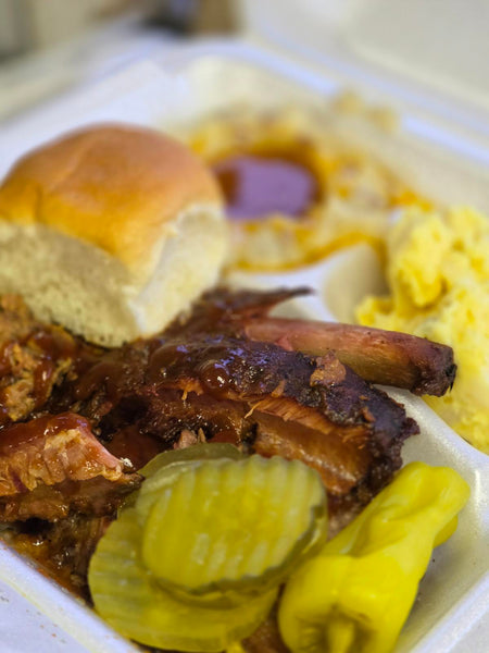 Tug Boat BBQ at The Pigeon's Coop of Carlsbad, NM