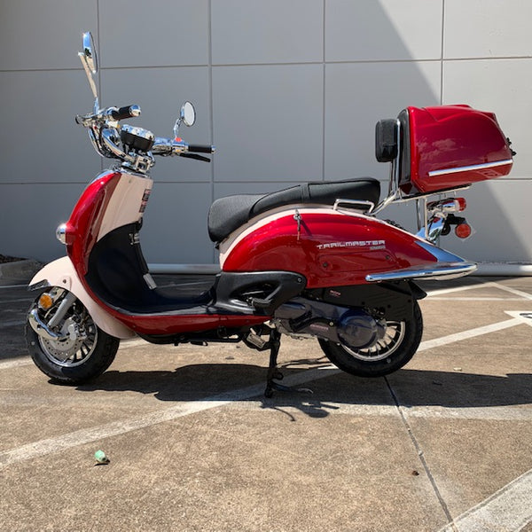 Sorento 50 cc Scooter Trailmaster