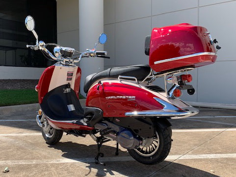 Sorento 50 cc Scooter Trailmaster