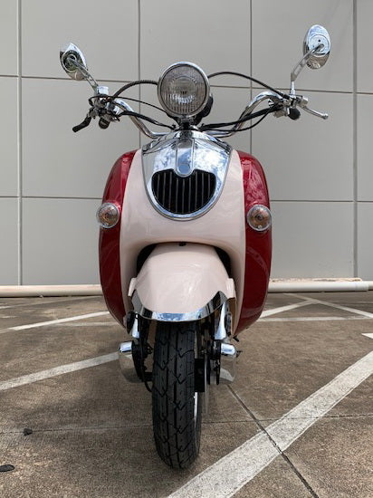 Sorento 50 cc Scooter Trailmaster